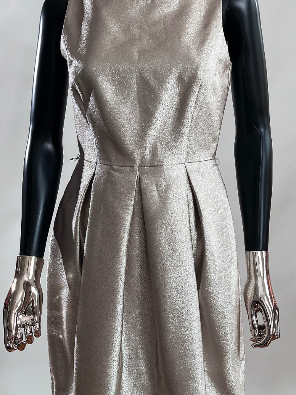 White House Black Market Gold Metallic Cocktail Tulip Sleeveless Dress Size 4